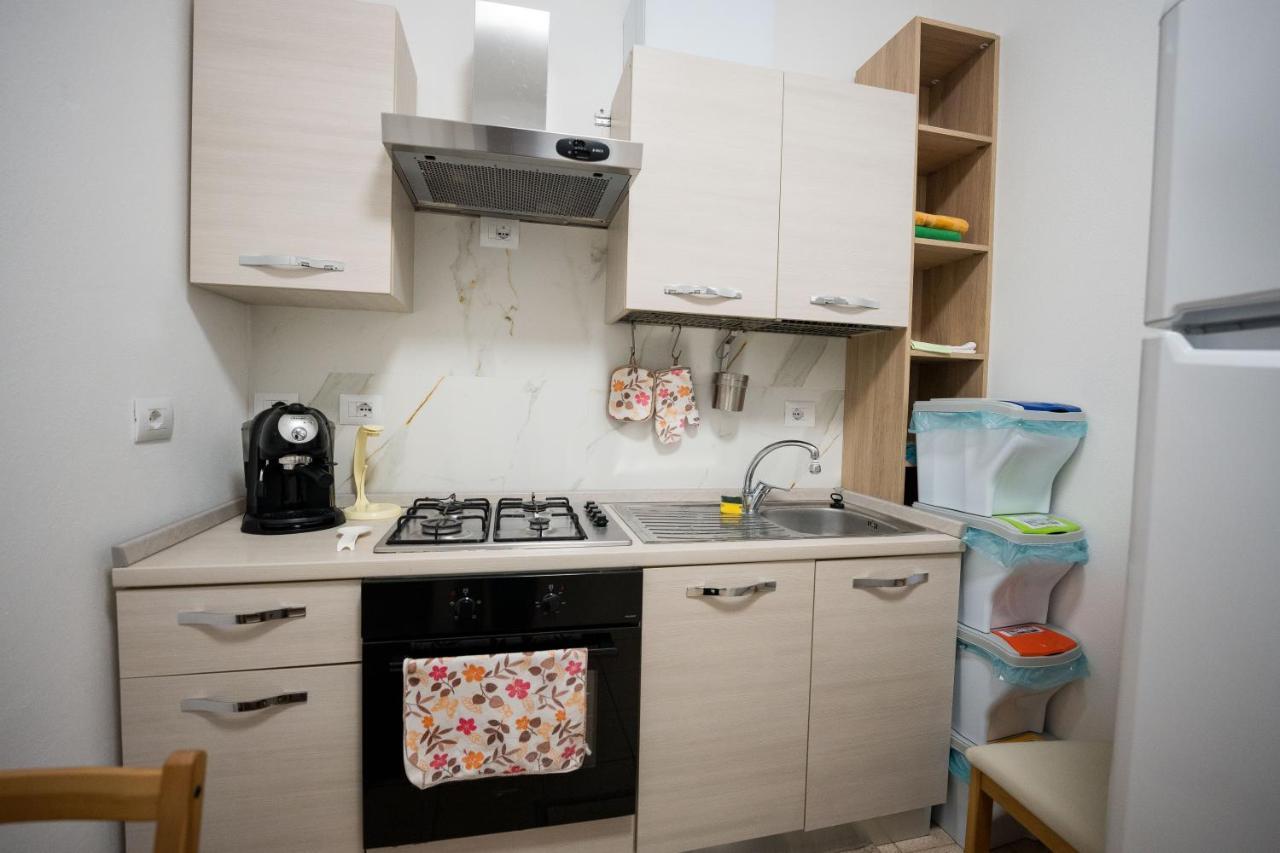 Intero Appartamento A Pero Bagian luar foto